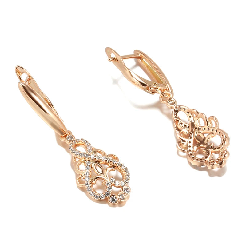 Brinco Dourado Cravejado com Zircônia
