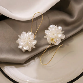 Brinco Flor Branca