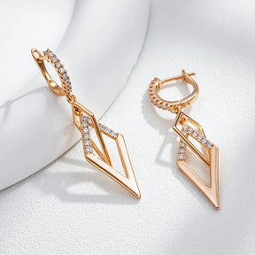 Brinco Argola Cravejado com Zircônia